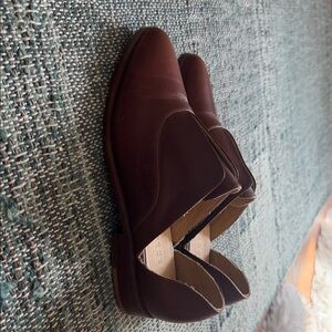 Women’s Brown Leather Slip-On Dress Shoes